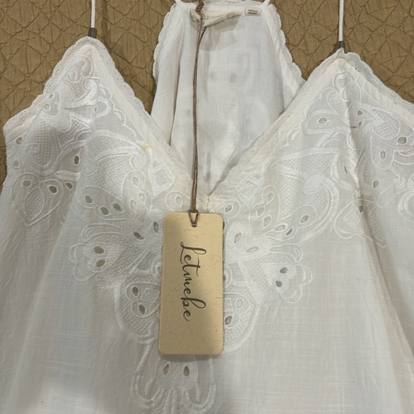 Beautiful Anthropologie lace top size 8 - Picture 2 of 5